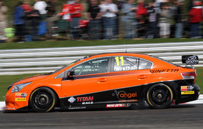 Frank Wrathall in the Dynojet Toyota Avensis