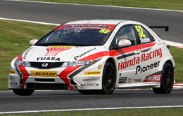 Gordon Shedden was top in 1st free practice but 6th in the 2nd