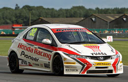 Gordon Shedden wins race two