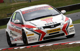 Gordon Shedden is well placed to challenge for the 2011 BTCC title