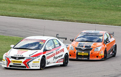 Gordon Shedden holds off Frank Wrathall