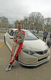 Gordon Shedden with the new Honda Civic	