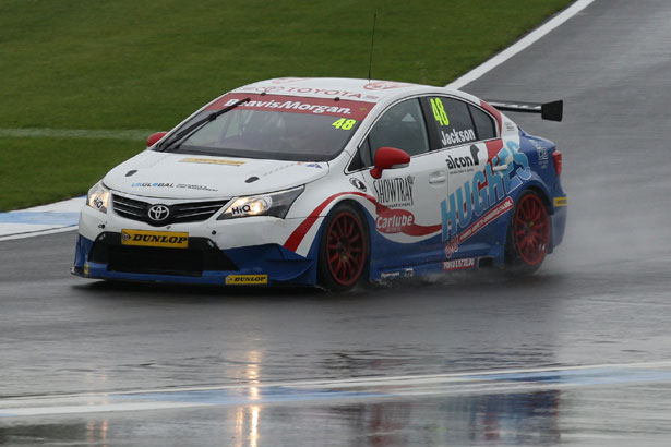 Ollie Jackson with a full wet setup on his Speedworks Motorsport Toyota Avensis