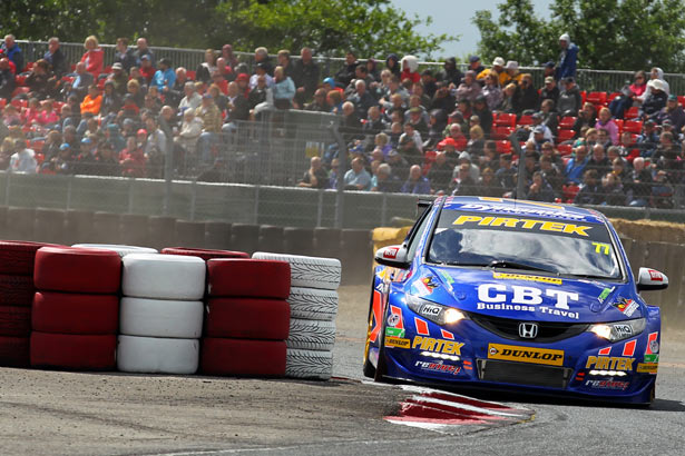 Andrew Jordan in the Pirtek Racing Honda Civic