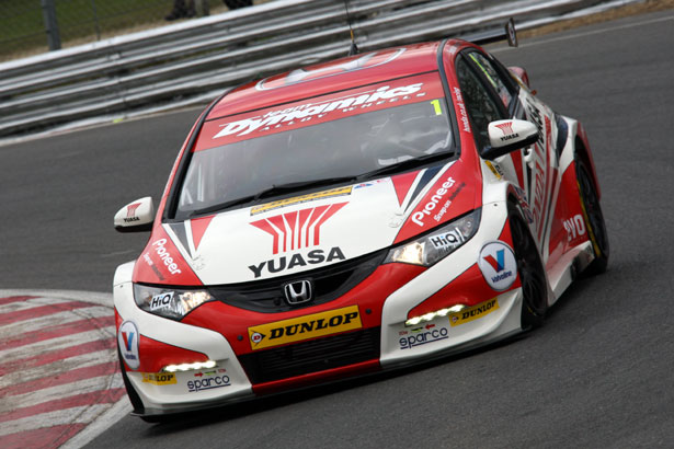 Defending BTCC champion Gordon Shedden qualified 2nd for Honda Yuasa Racing