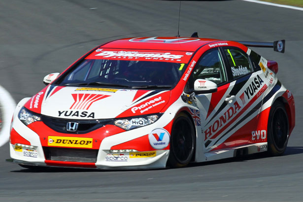 Gordon Shedden qualified 3rd for Honda Yuasa Racing