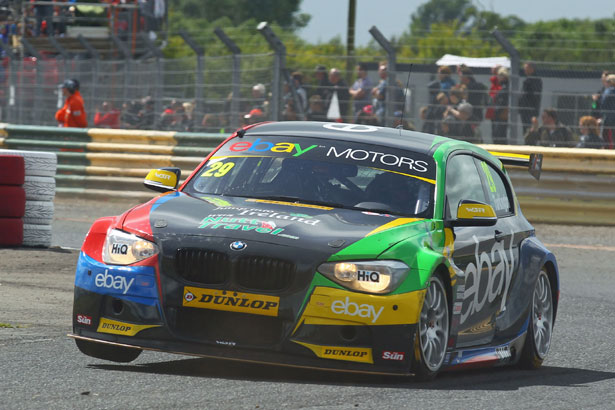 Colin Turkington on his way to pole position for race 1