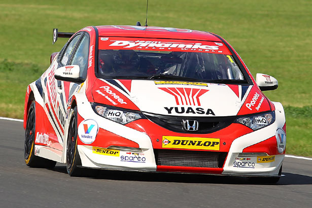 Gordon Shedden in his Honda Yuasa Racing Honda Civic