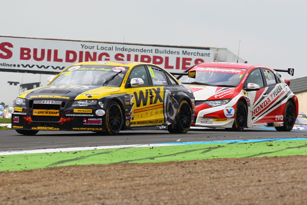 Rob Austin under pressure from Gordon Shedden